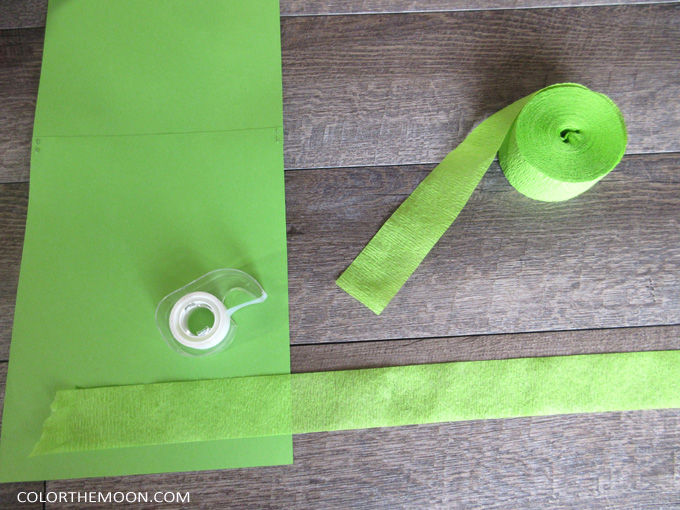 These DIY Minecraft party decoration windsocks are SO COOL and so easy to make! What a great idea for a Minecraft birthday party.