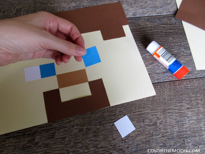 These DIY Minecraft party decoration windsocks are SO COOL and so easy to make! What a great idea for a Minecraft birthday party.