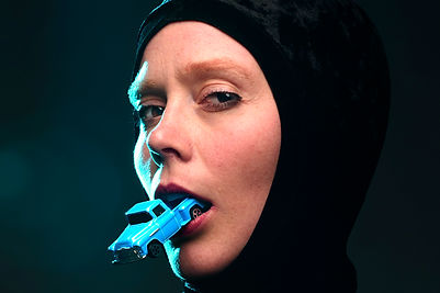 Epidermis Ingrid Closeup 16-9 Photo by Helene Cyr.jpg