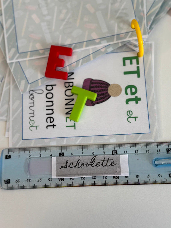 Miniature : Porte-clé abécédaire Montessori Enfant – Apprendre les lettres et les sons