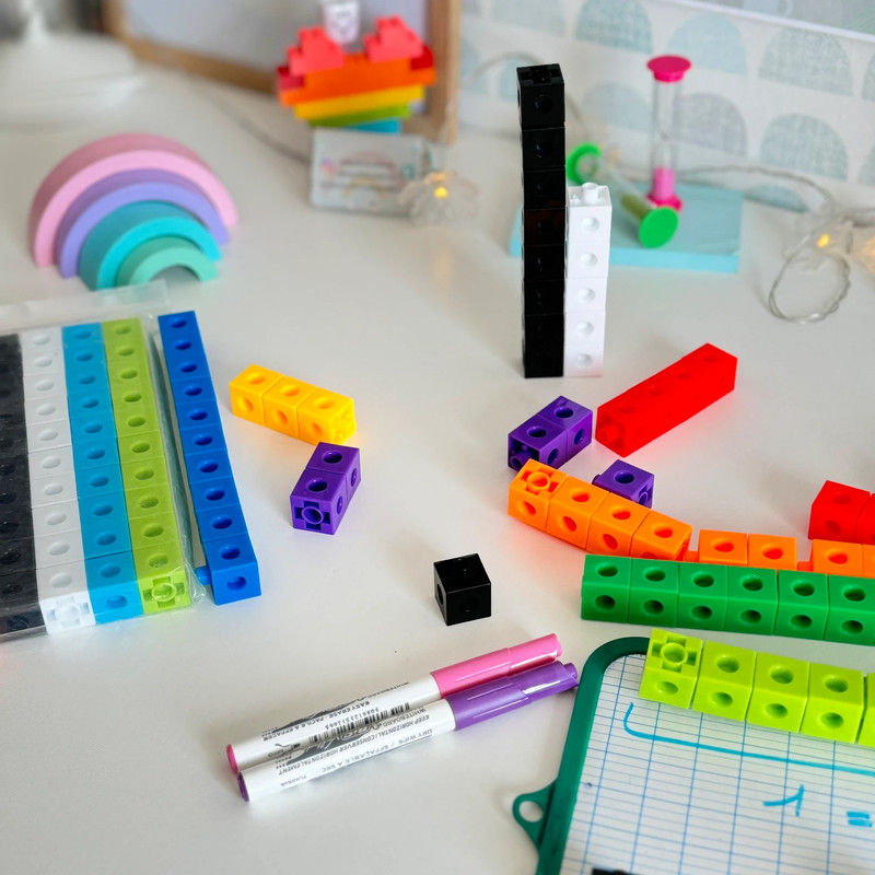 Miniature : 100 cubes plastiques de Maths & Construction
