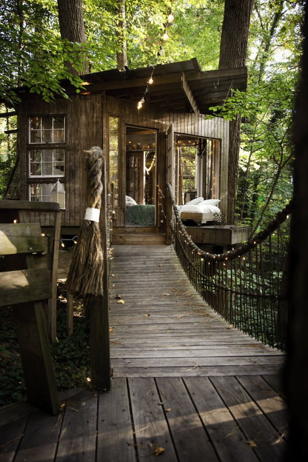 Peter_Bahouth_Treehouse_03-600x900.jpg