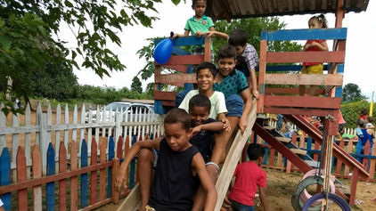 GBLS Estrela da Fraternidade nº 15 e Cap. Filhos da Estrela nº 398 promovem festa para crianças do d