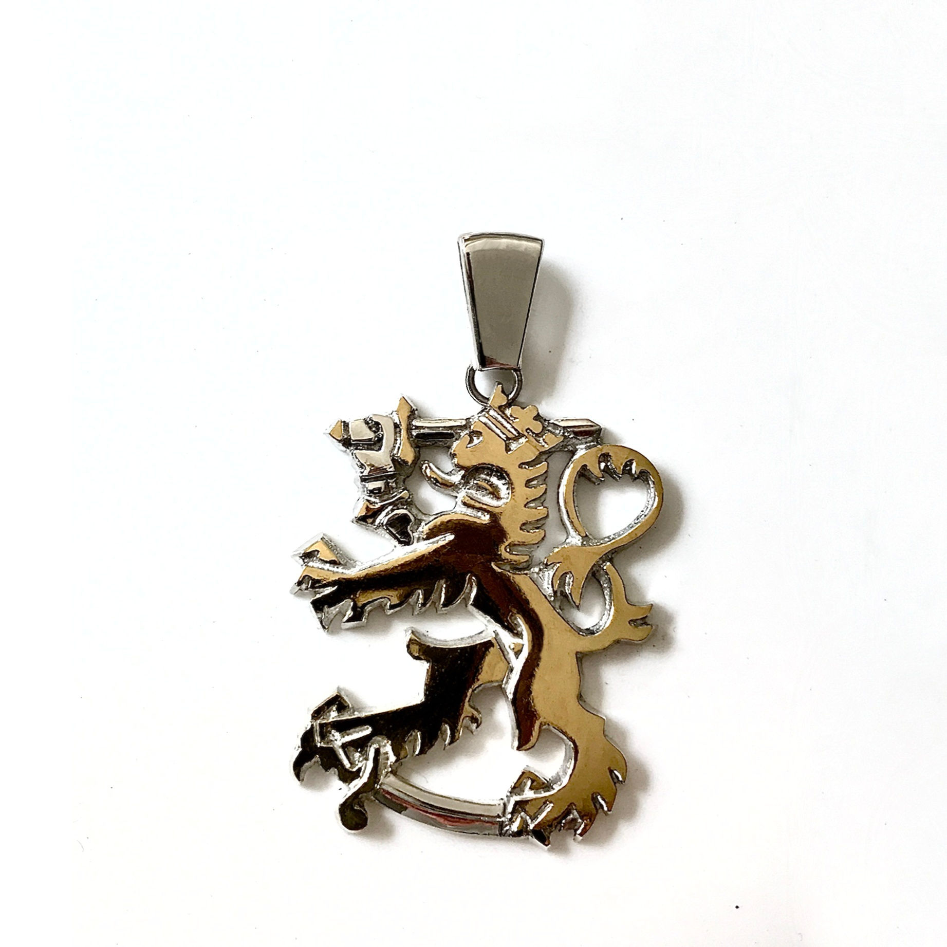 Kullattu Leijonariipus