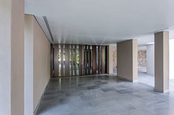 modern-line-hinge-door-2016