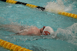 Photo Gallery: Boys and Girls Swim vs. Upper Arlington