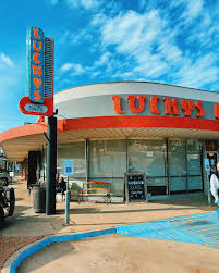 Explore Lucky's Cafe: A Culinary Gem in Dallas