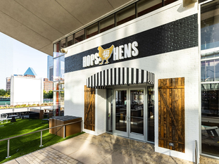 Explore Hops & Hens: A Culinary Gem in Dallas, Texas