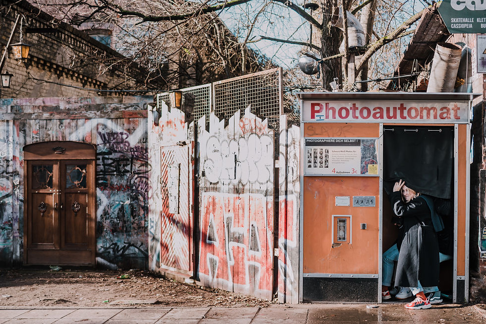 Berlin Photo Shoot Walk (c) Silvie Bonne