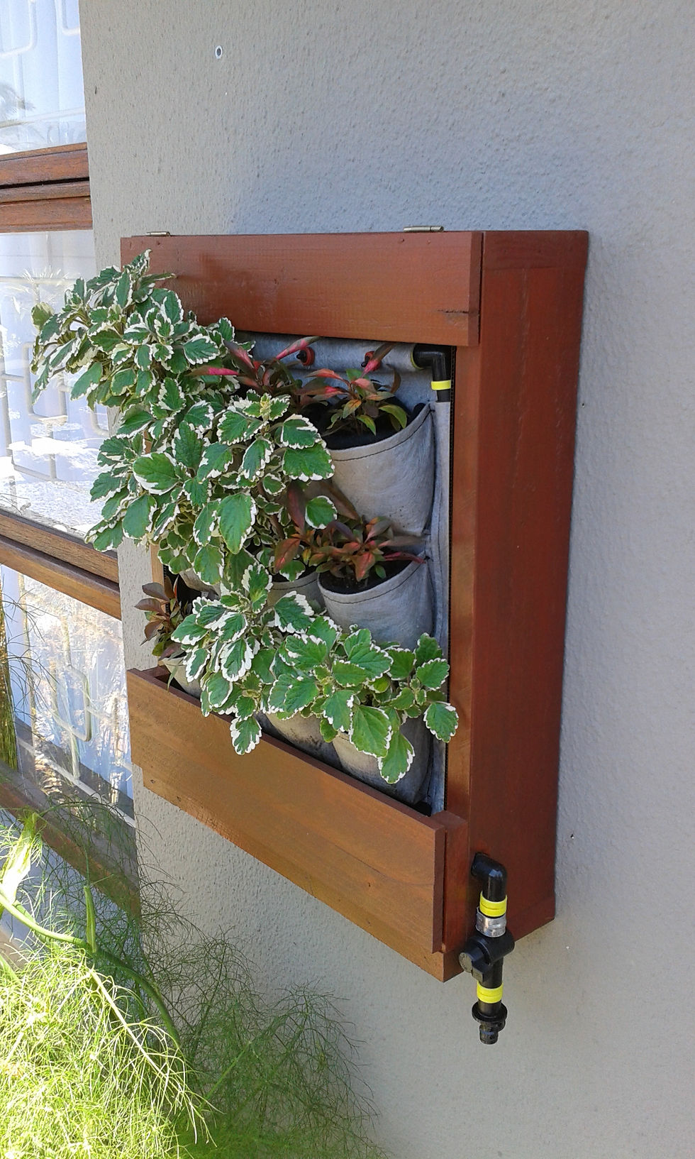 Eden Planters