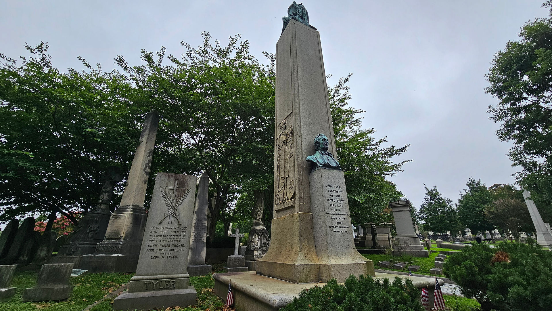 Hollywood Cemetery
