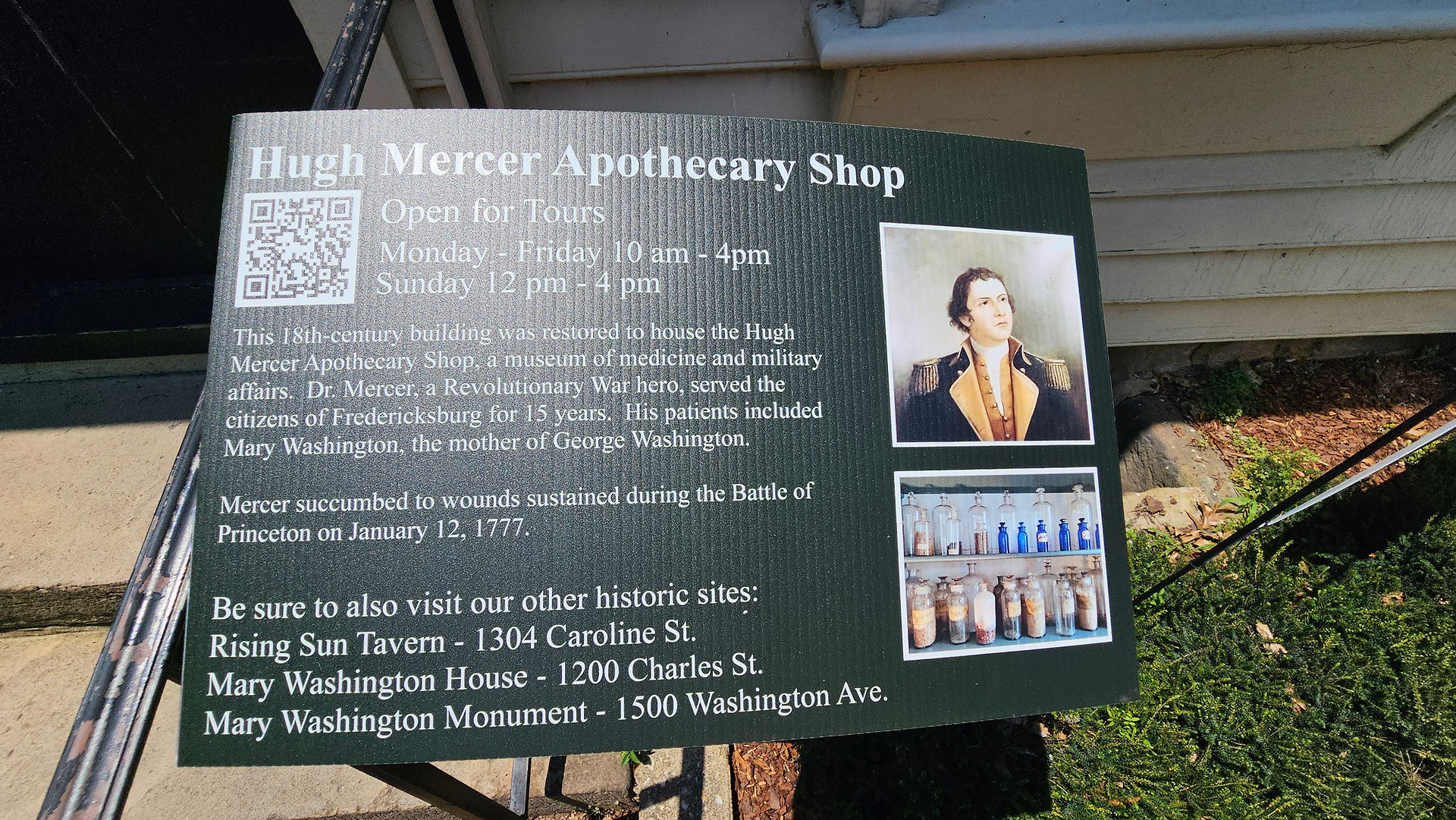 Our Visit to the Hugh Mercer Apothecary Shop