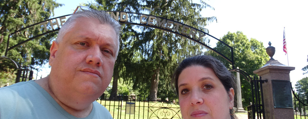 Mound Cemetery in Marietta