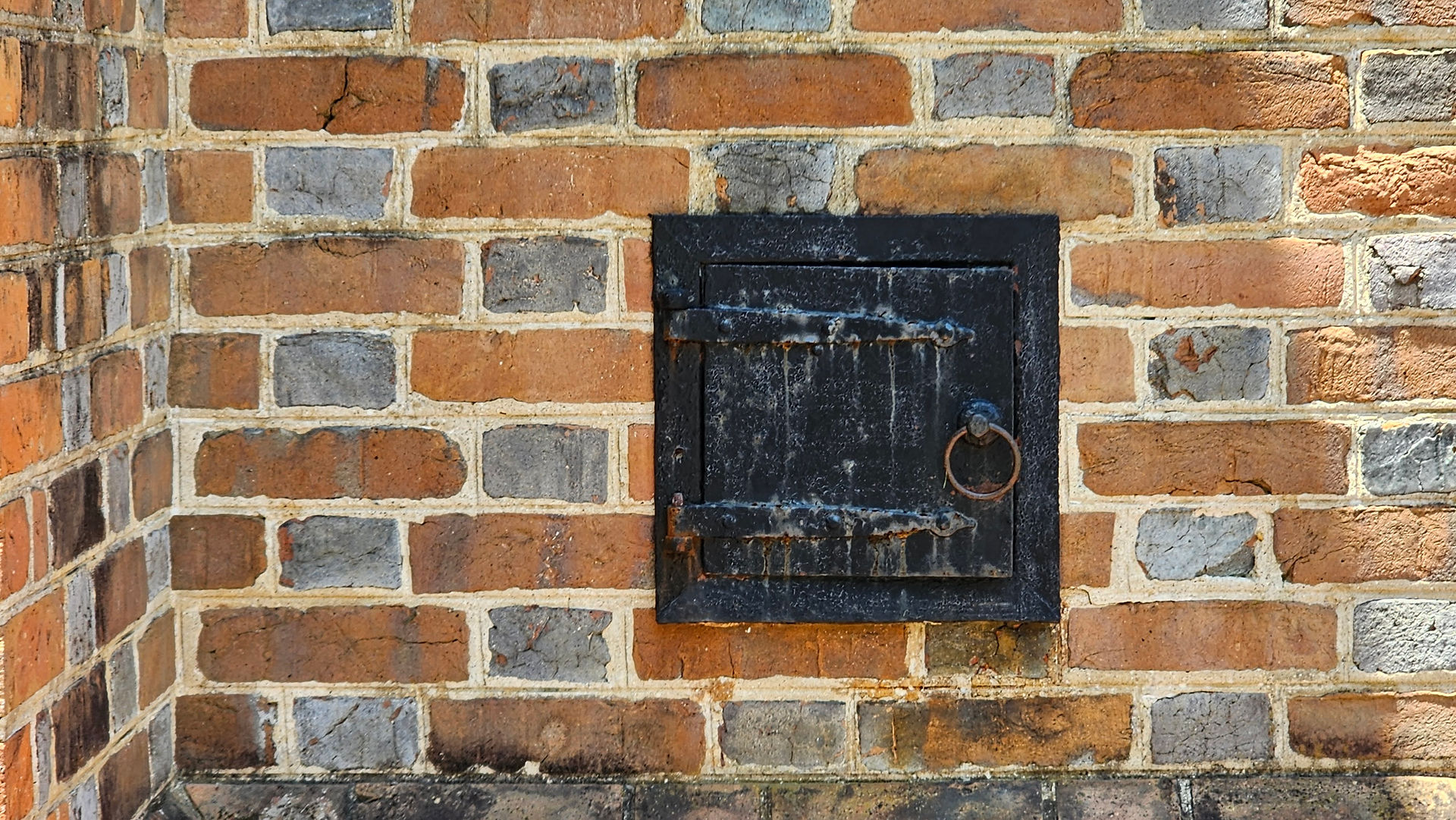 Public Goal in Williamsburg, Virginia