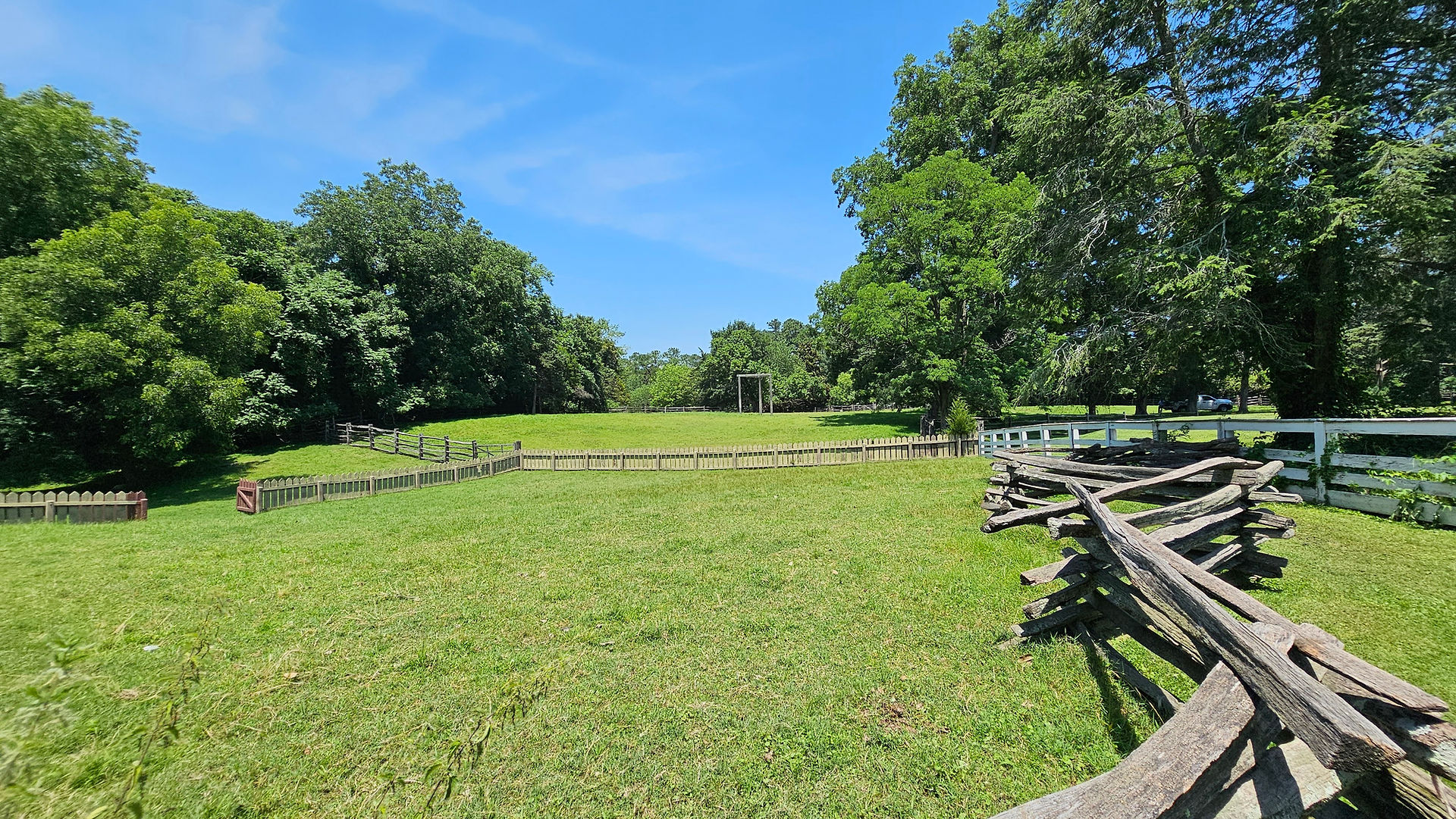 Public Goal in Williamsburg, Virginia