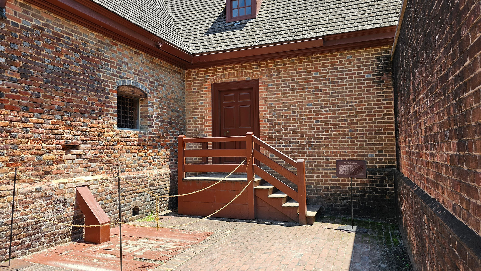 Public Goal in Williamsburg, Virginia