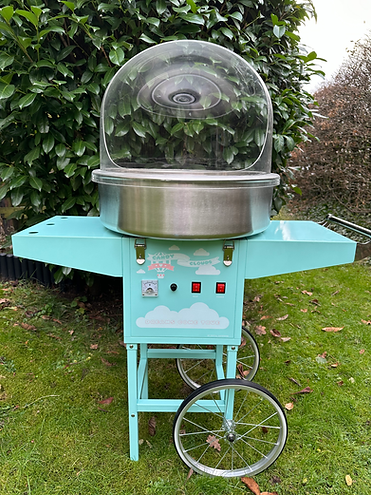 Blaue Zuckerwattemaschine mit Wagen