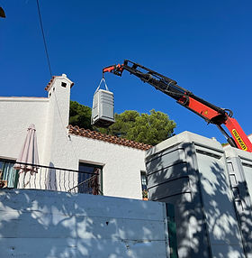 Camió realitzant un servei