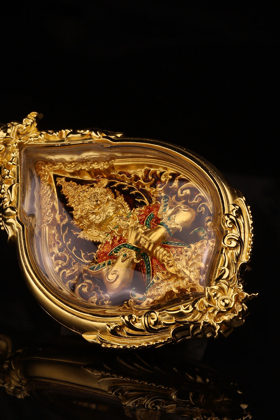 Thumbnail: กรอบเหรียญท้าวเวสสุวรรณ เนื้อบรอนซ์นอกชุบทอง