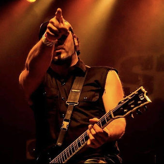 Joe Pointing.jpg