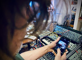 Cloudchamber vintage synths
