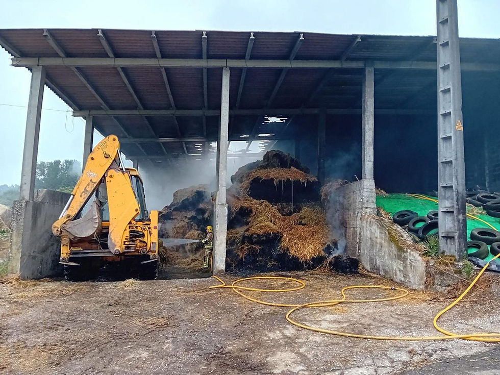 Extinguido o lume iniciado nunha palleira en Boqueixón
