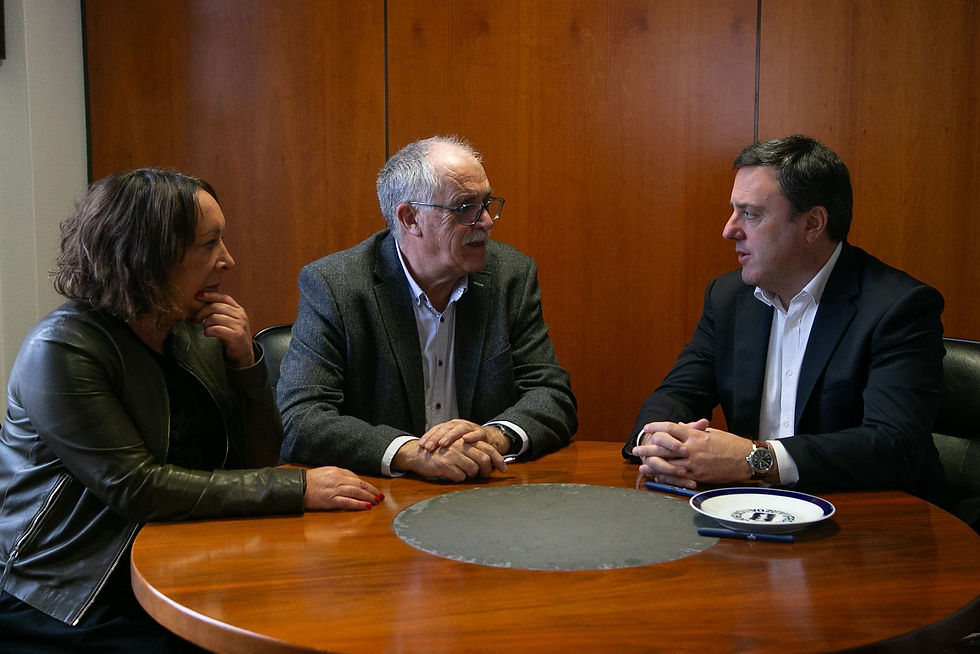 O Concello de Arzúa e Deputación asinan un convenio para a mellora das instalacións deportivas