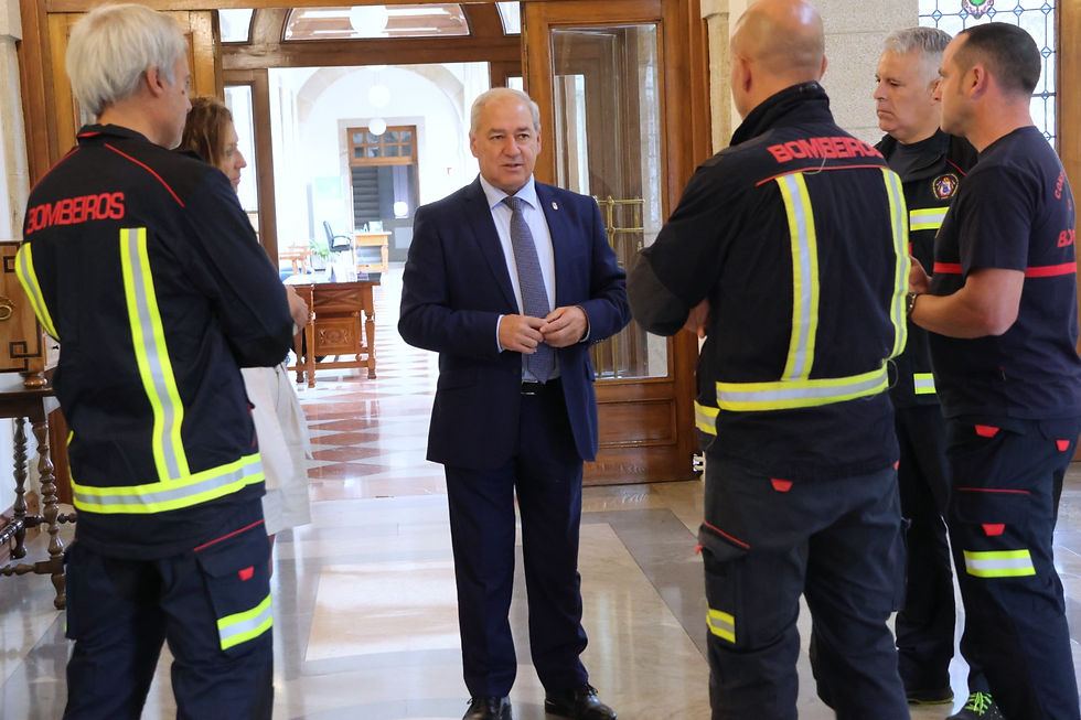 A Deputación de Lugo agradece e recoñece o labor dos bombeiros provincias na vaga de lumes