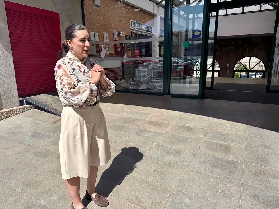 O PSdeG de Lalín alerta "do abandono continuado á Praza de Abastos tras máis de 15 días sen limpeza"