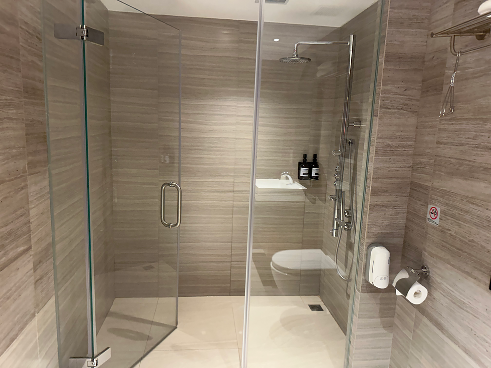 Singapore Airlines Silverkris Lounge Hong Kong Showers