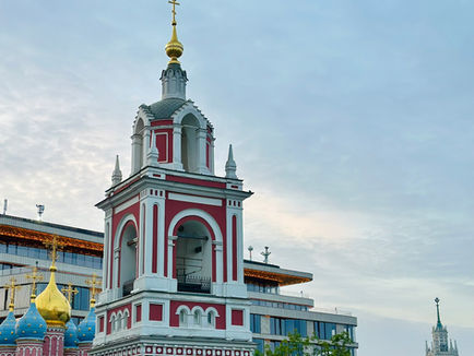 Introduction: A Surreal Trip To Mother Russia 🇷🇺