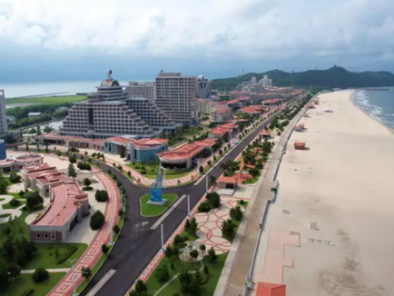 Cool! North Korea Opens Beachside Resort Town 🇰🇵