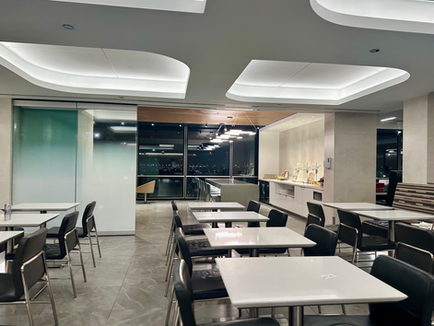 Starstruck: American Gave Me Free Access To The Flagship Lounge