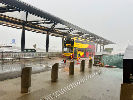 Hong Kong Airport Closed Down...