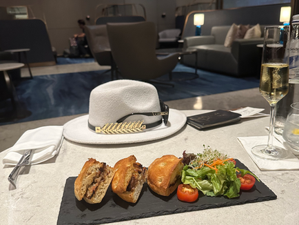 Review: Private Room; First Class Lounge Singapore Airlines, Singapore Changi Airport