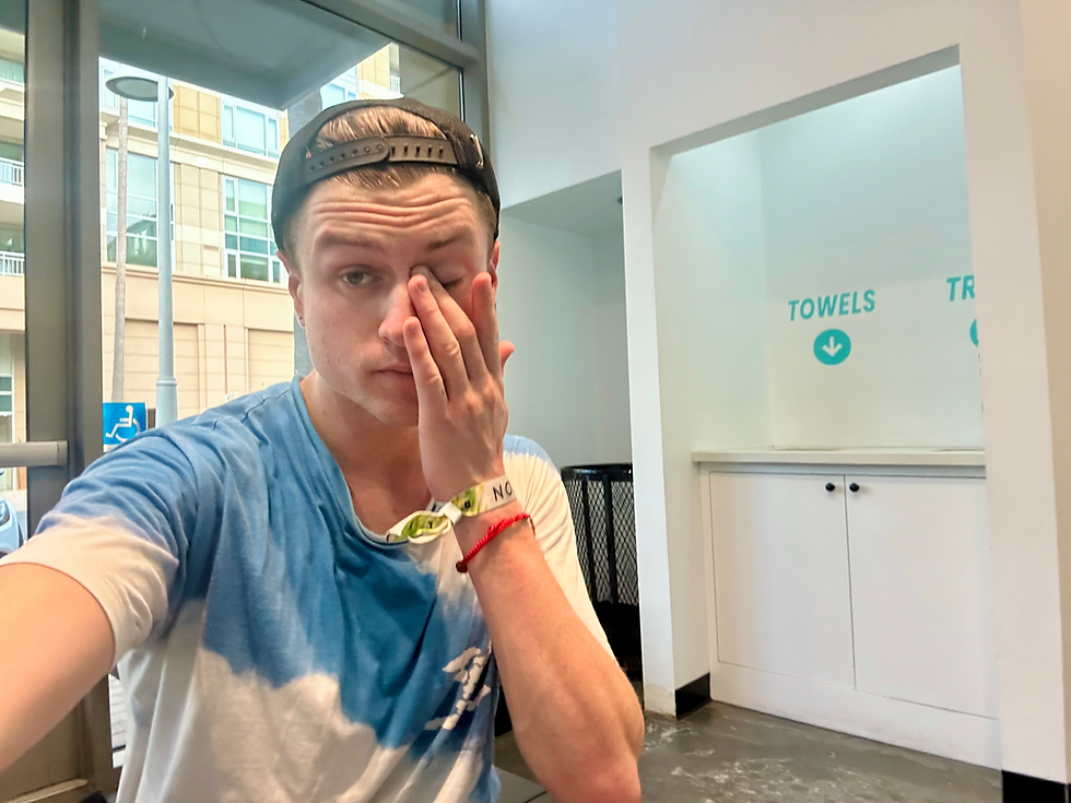 Travel days usually either start with a spin class or a hangover (thankfully the former today 😅)