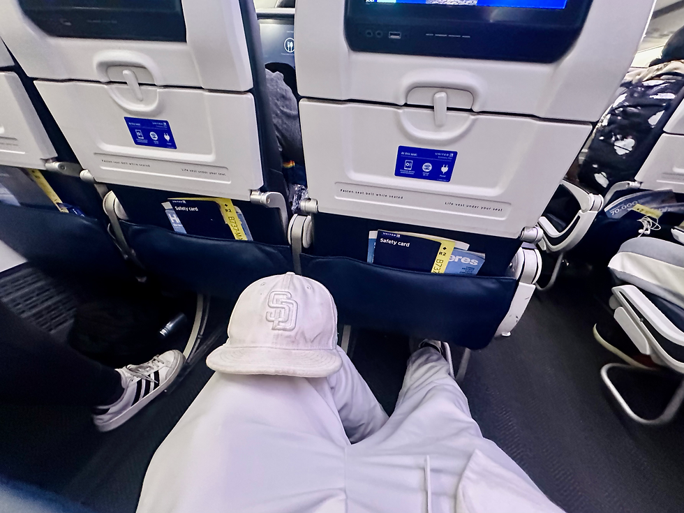 United 737 MAX 9 Cabin