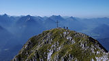 E5 Gipfelkreuz iStock-481190021.jpg