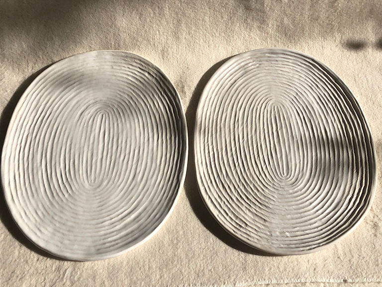 Thumbnail: Large Oval Platter - spiral in white