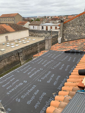 Pose d'isolation et étanchéité sur toiture 