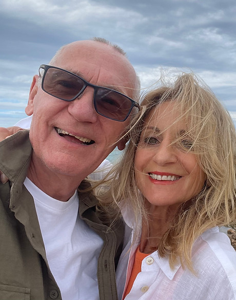Photo of the two authors of Vitality Beyond Age
