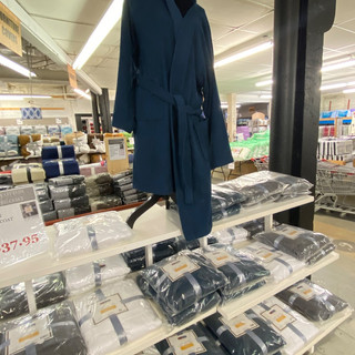 Linens-Blankets-Pillows-Southampton-44.j