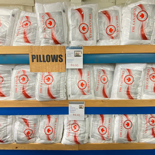 Linens-Blankets-Pillows-Southampton-42.j