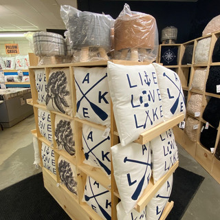 Linens-Blankets-Pillows-Southampton-47.j