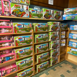 Books-Puzzles-Games-Southampton-Ontario-