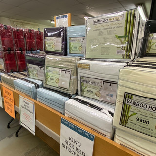 Linens-Blankets-Pillows-Southampton-40.j