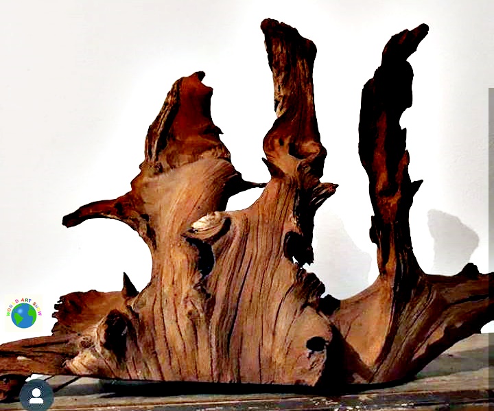 Dead tree