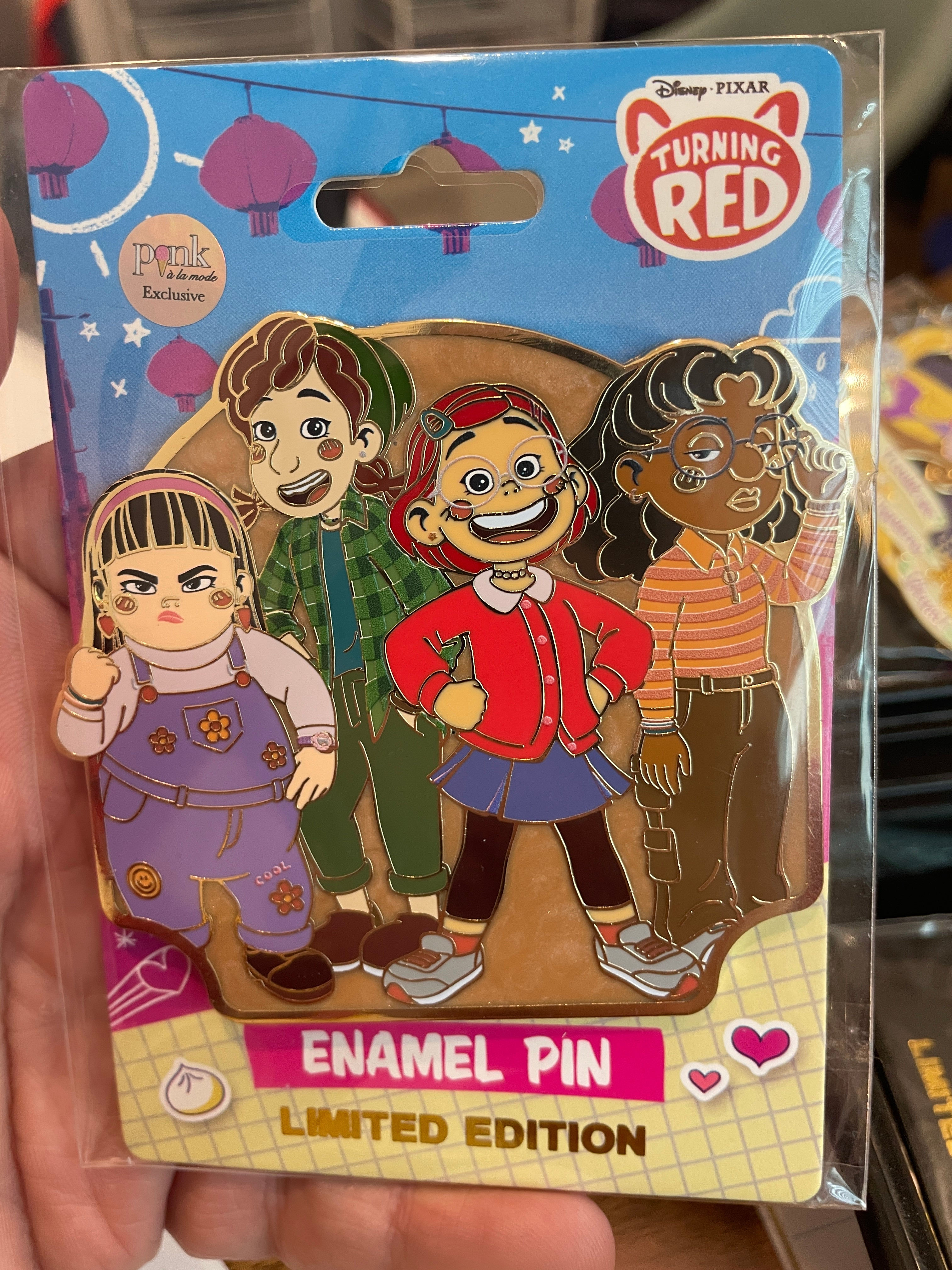 Pink a la Mode - Turning Red - Friends