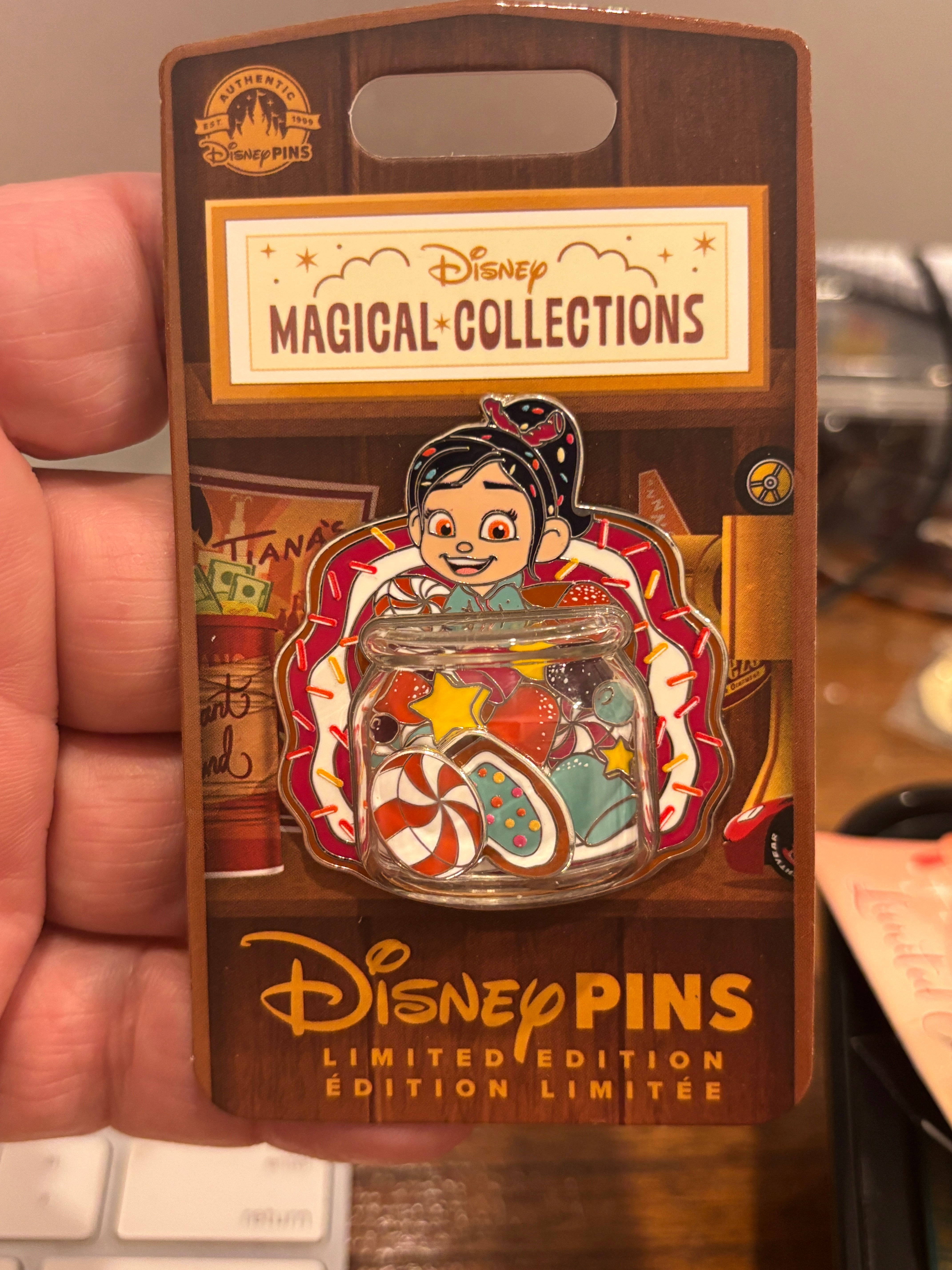 Disney Store UK Magical Collections Pin - Vanellope