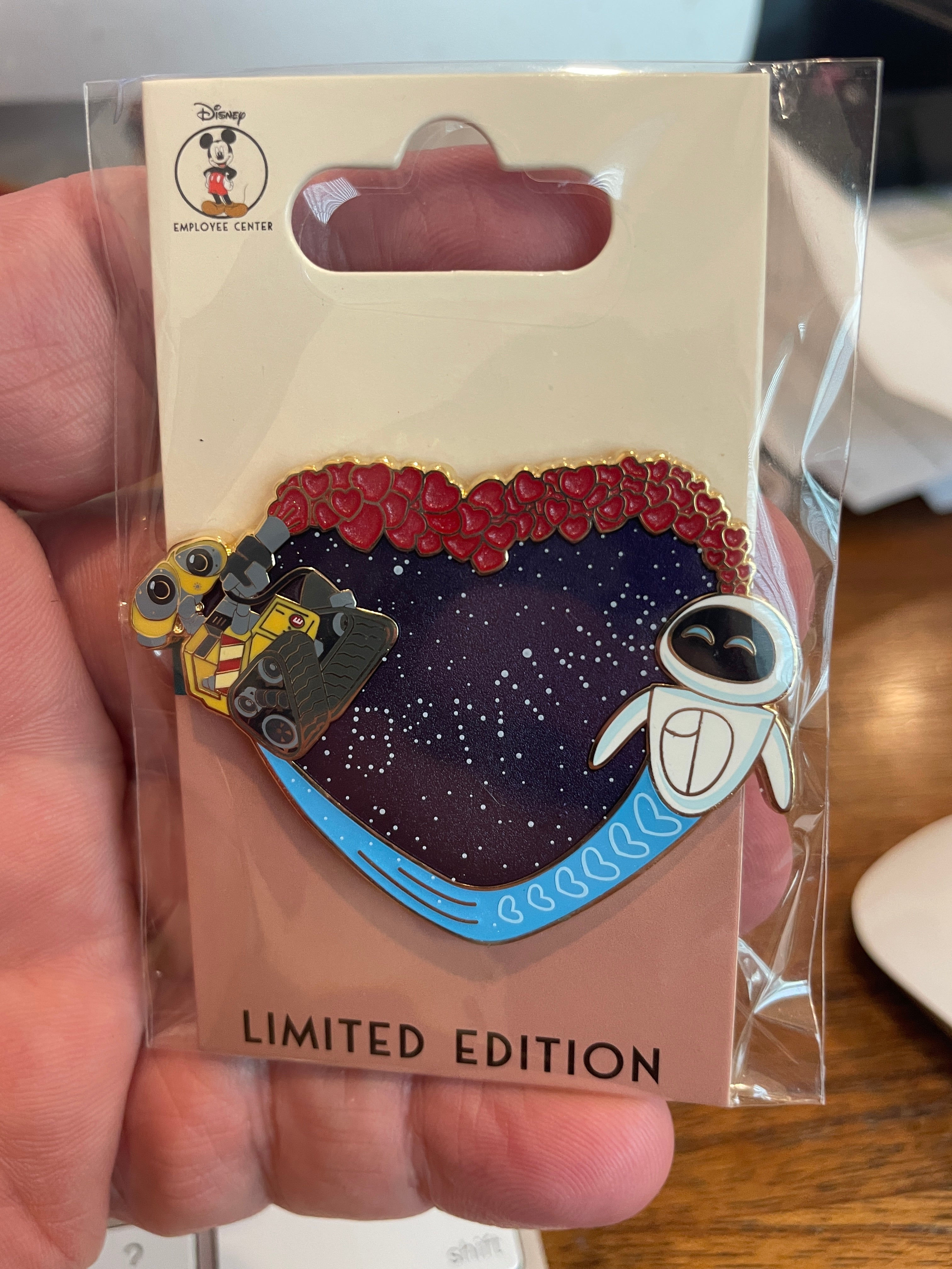 DEC - Valentine's Day - Wall-E & Eve